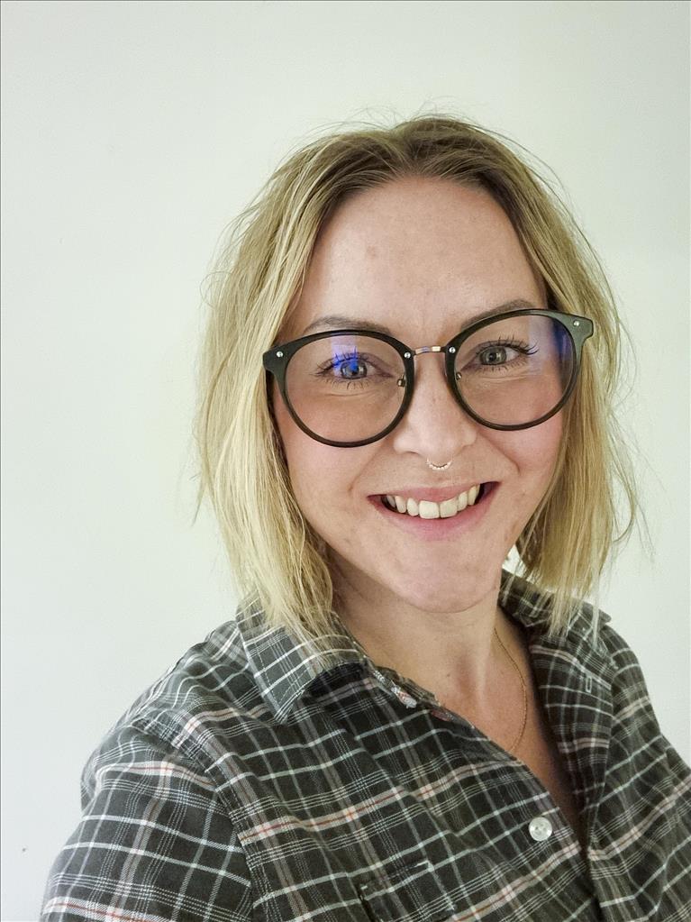 Sofi Hjärne, ICA Supermarket i Bergsjön
